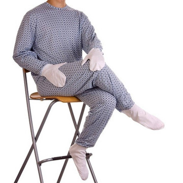 Pigiama cerniera posteriore...