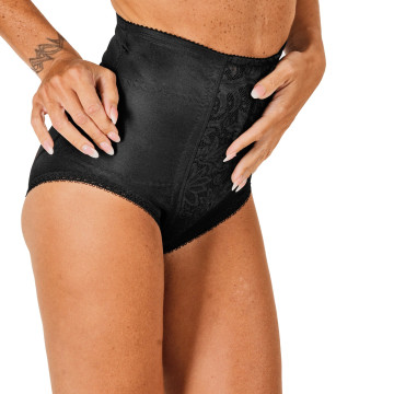 Mutanda sgambata con pizzo...