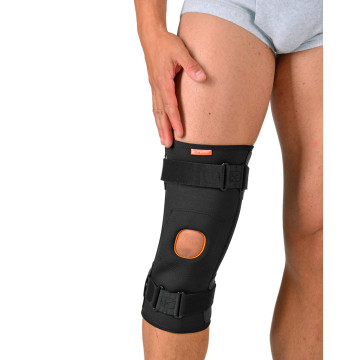 Ginocchiera con stecche e...